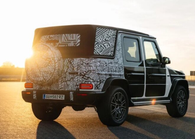 Mercedes-Benz G-Class Cabriolet prototype officially revealed